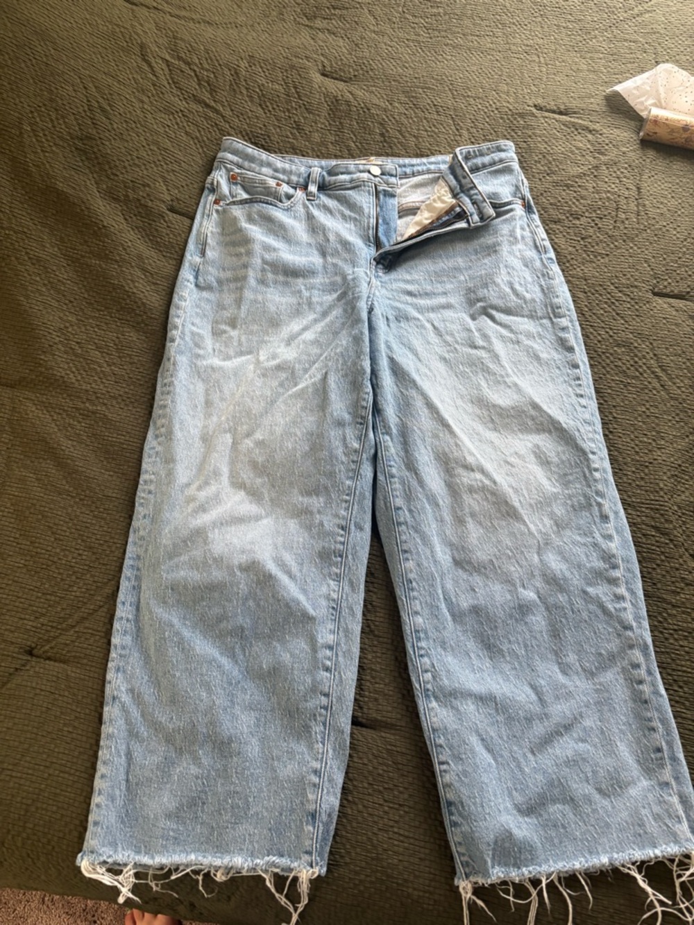 Madewell Light Blue Wide-Leg Jeans with Raw Hem